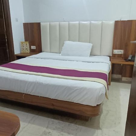 Hotel A10 New Delhi Exterior photo