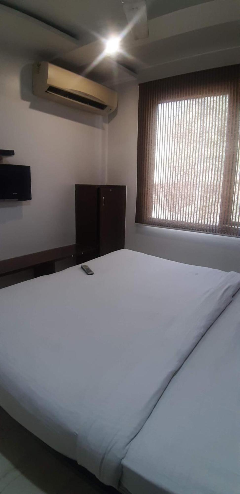 Hotel A10 New Delhi Exterior photo